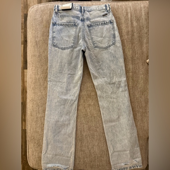 NWT* 90s Boyfriend Distressed KanCan jeans size 1/24 - Picture 3 of 8